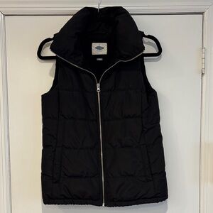 Old Navy Women’s Black Fleece Lined Quilted Vest - Size XS